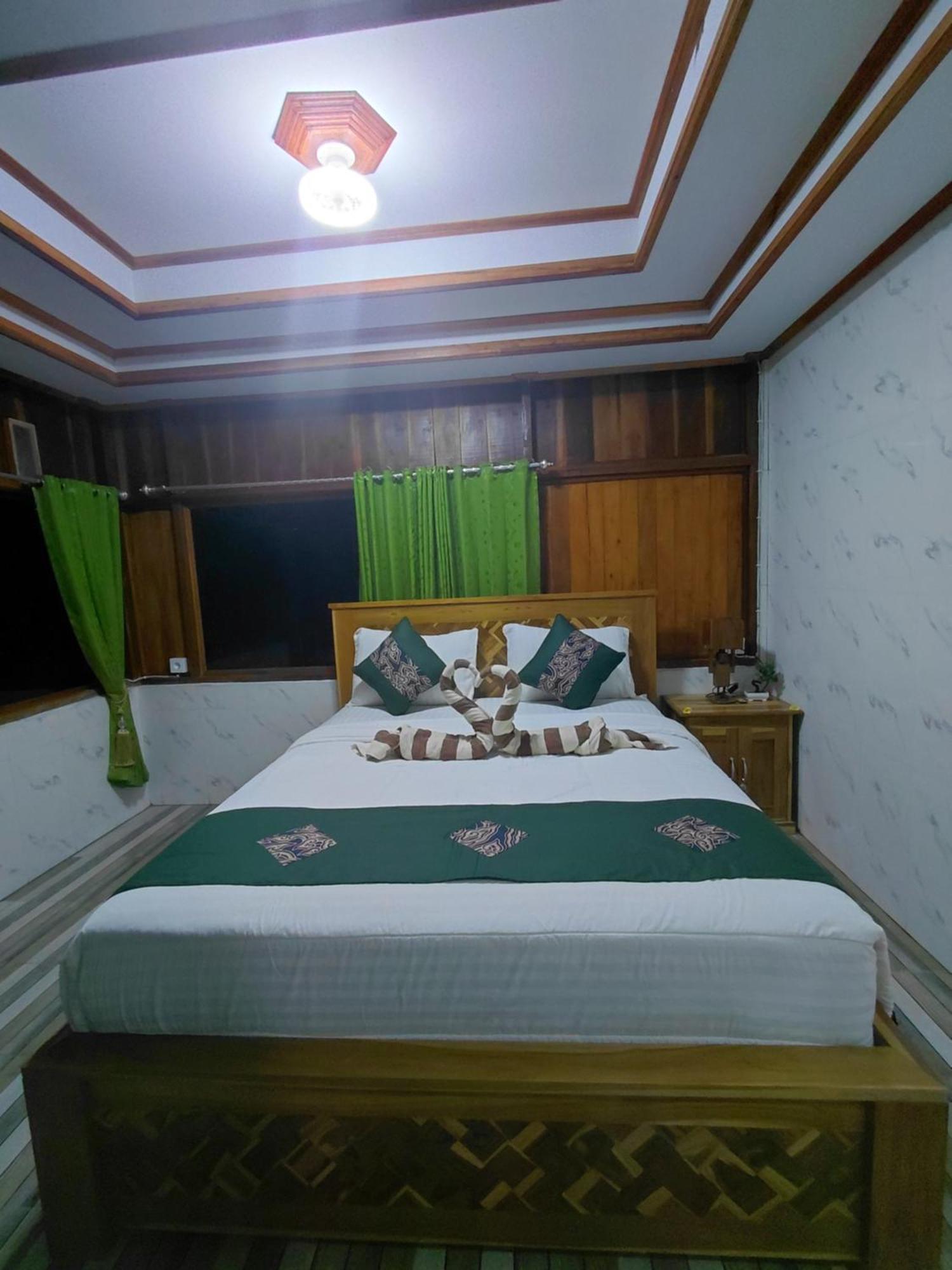 Friendly Homestay Lemukih Singaraja  Exterior photo